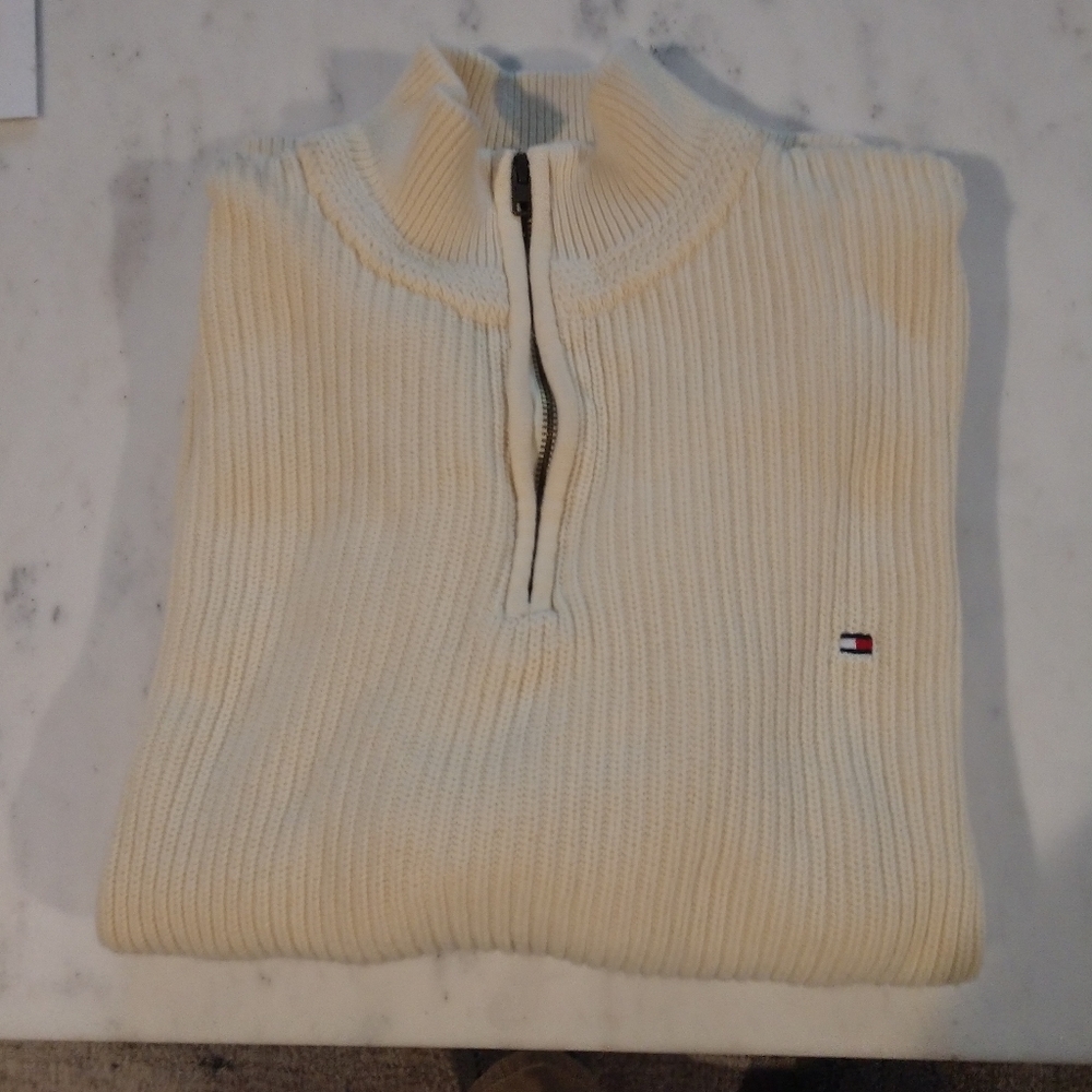 Tommy Hilfiger men's sweater L - Picture 2 of 4